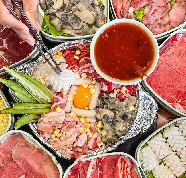 Rakuen Hotpot - Buffet Lẩu Sệt Hải Sản, Bò Mỹ - Free Quầy Line